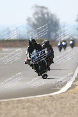 media/Sep-20-2025-TrackDaz (Sat) [[27f0cde673]]/B Group/220pm (Turn 9)/